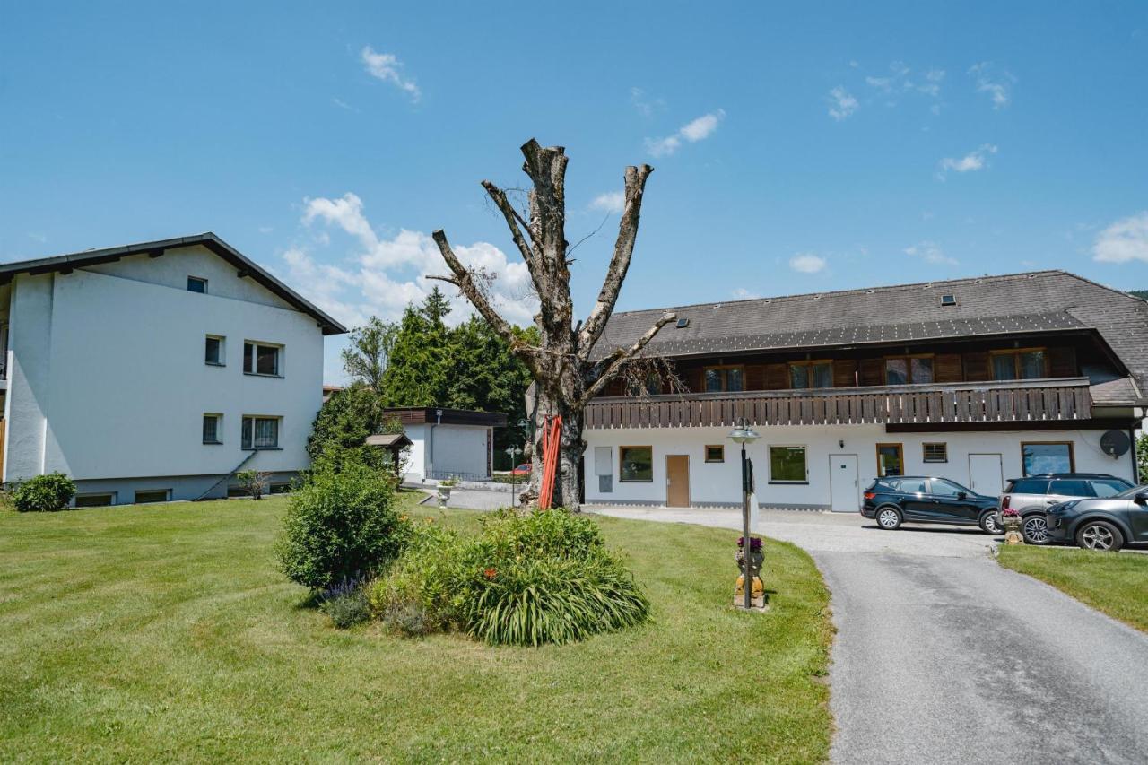 Villa Fernblick フェルデン・アム・ヴェルターゼー エクステリア 写真