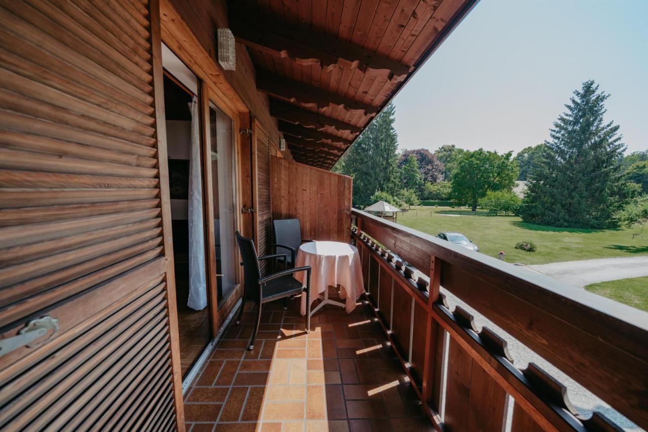 Villa Fernblick フェルデン・アム・ヴェルターゼー エクステリア 写真